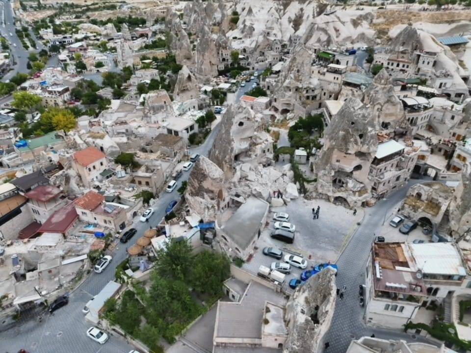 Kapadokya'da milyonlarca yıllık peribacası yıkıldı 17